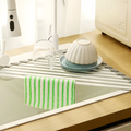 Eckorganizer für Spüle – Dreieckiges Aluminium-Tablett