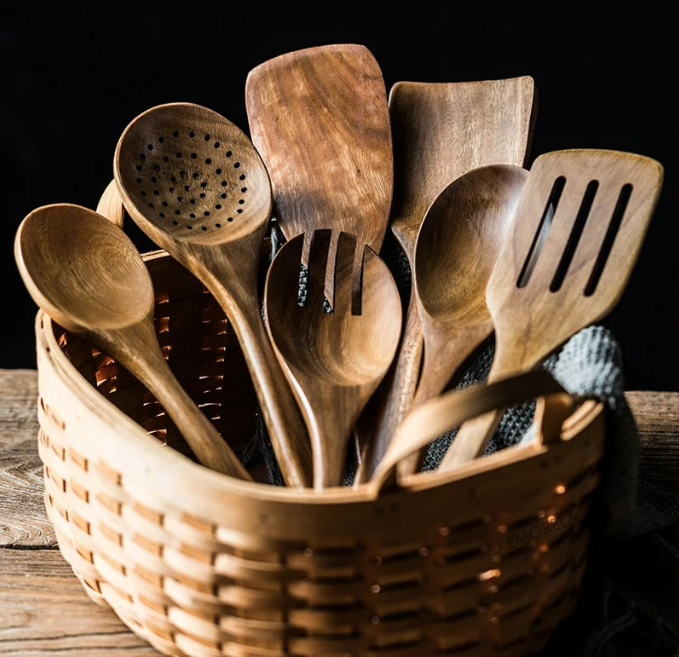 Küchenutensilien Set 9-teilig aus Teakholz