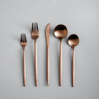 Besteckset Edelstahl Mattfinish – minimalistisches Design