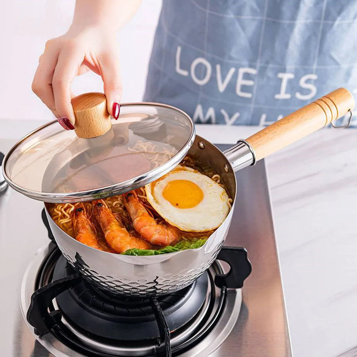 Edelstahl-Milchtopf mit Glasdeckel