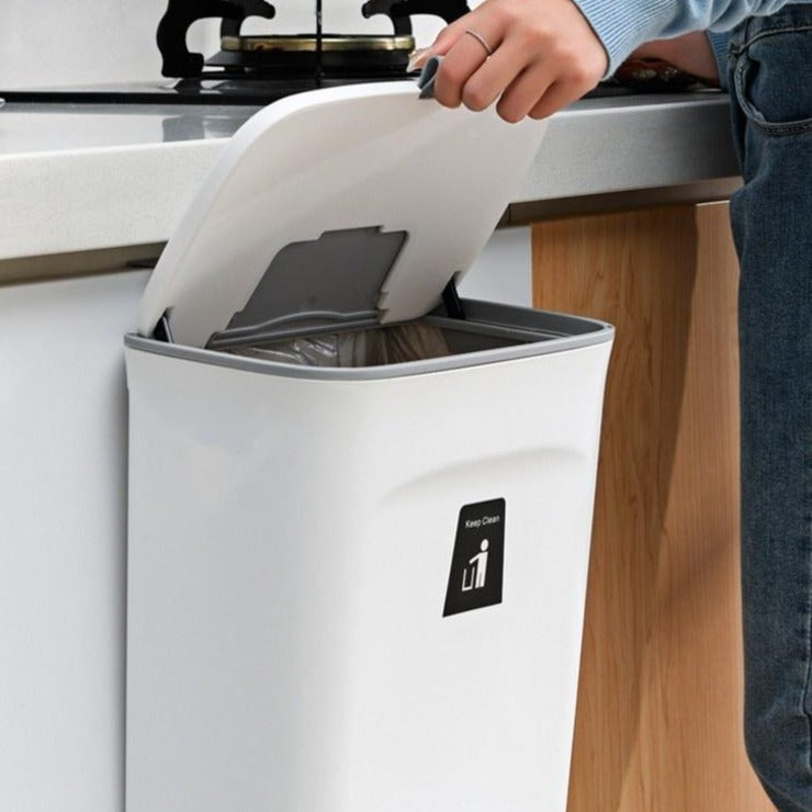 Hängemülleimer mit Schiebedeckel