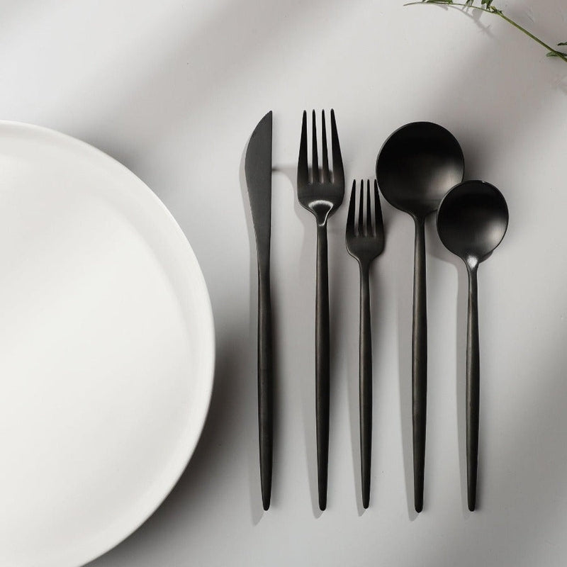 Besteckset Edelstahl Mattfinish – minimalistisches Design