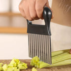 Gemüseschneider mit Wellenschliff