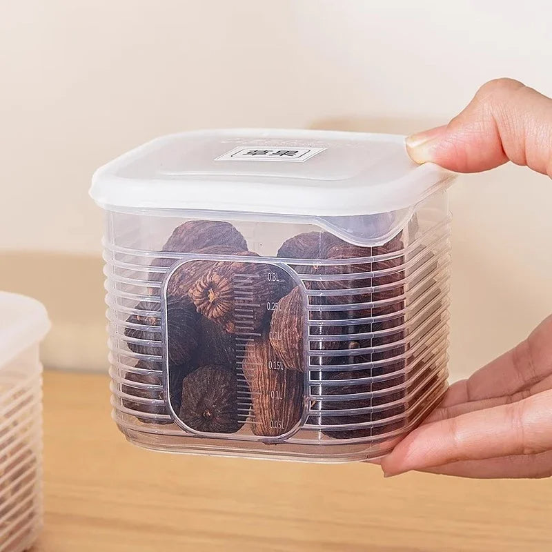 Frischhaltedosen-Set aus Kunststoff (6 kleine und 1 große Dose)